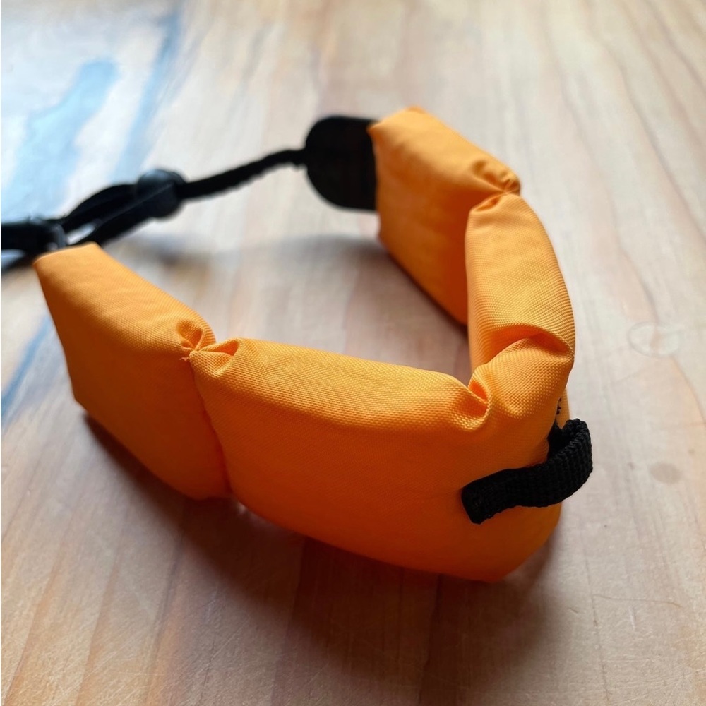Camera float wristband strap accessory